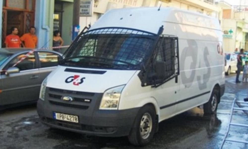 Cape Town: Φορτηγό χρηματαποστολής ανατινάχθηκε- Όσοι ήταν τριγύρω έτρεξαν να κρύψουν χρήματα ακόμα και στα εσώρουχά τους (Βίντεο)